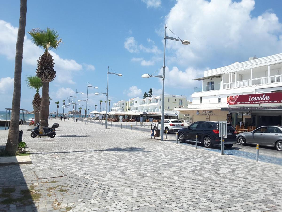 Lighthouse By The Sea Lovely 2Bdr Apartment Paphos Exterior photo