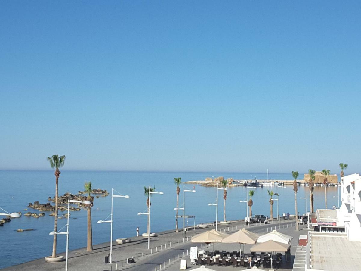 Lighthouse By The Sea Lovely 2Bdr Apartment Paphos Exterior photo
